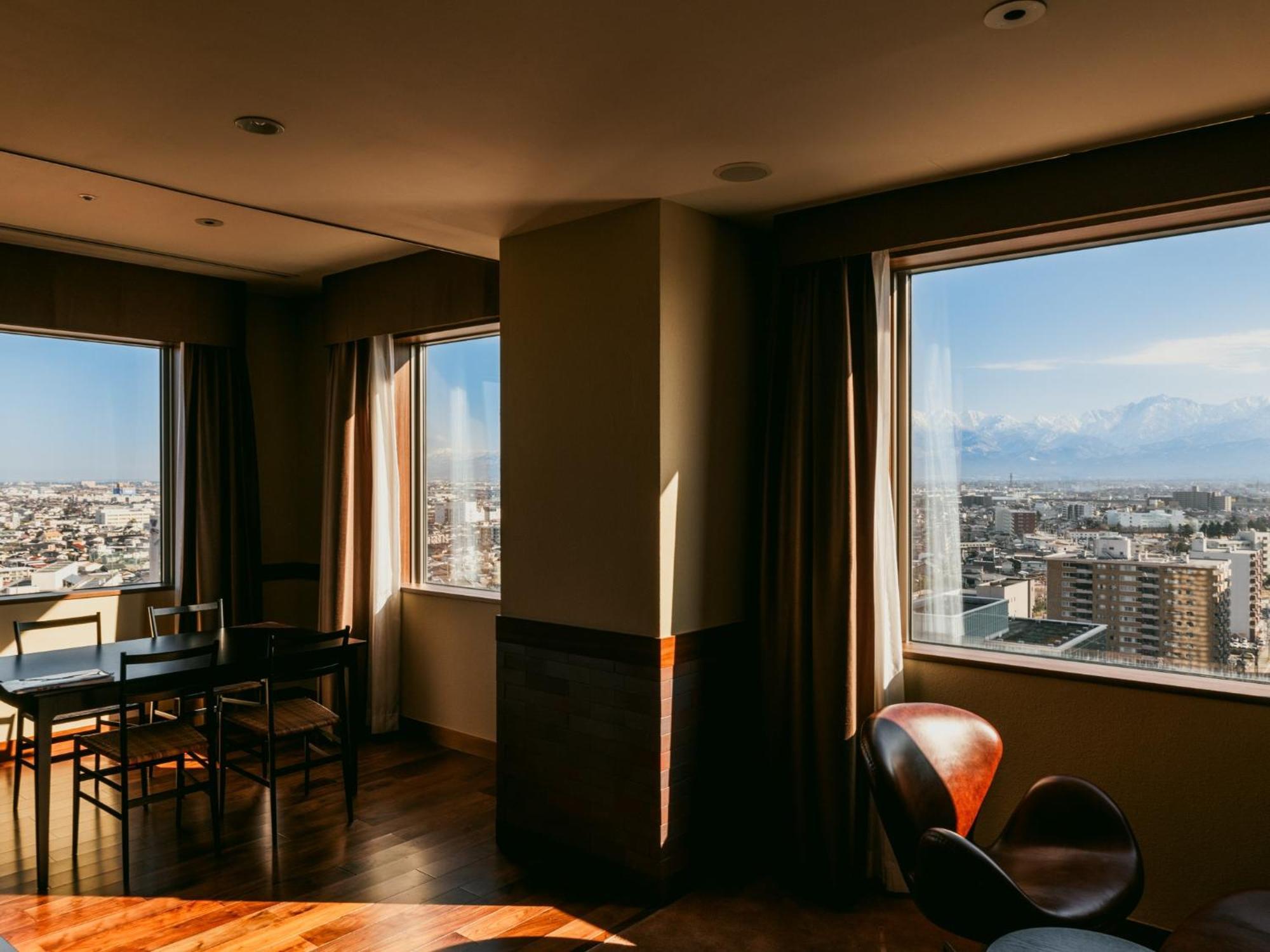 Oarks Canal Park Hotel Toyama Exterior photo